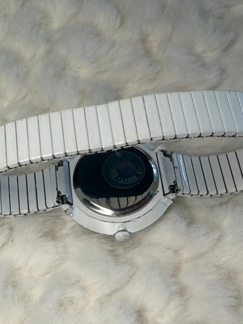 Mondu Japan White Enamel Quartz Watch *Needs Battery